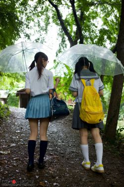 范伟周冬雨《朝云暮雨》免费观看